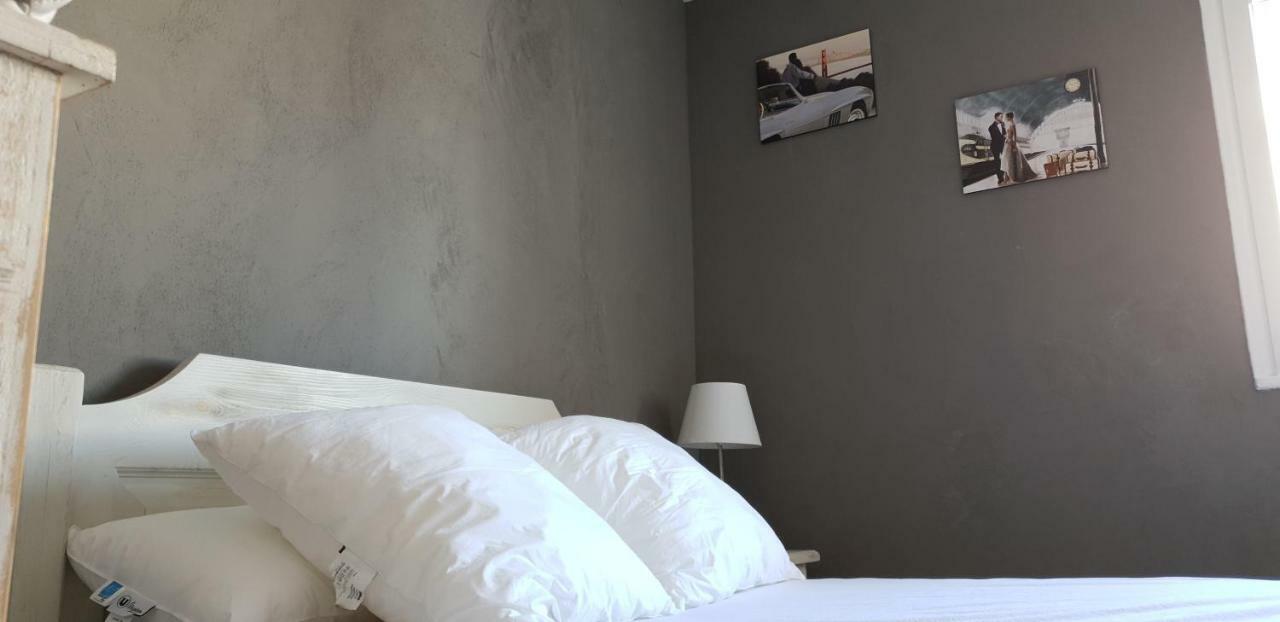 La Pecherie: Seaside Family Cocoon with Port Views Agde Exterior photo